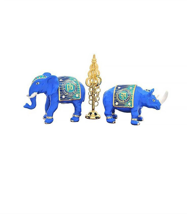 Синий слон и носорог с посохом Кситигарпха