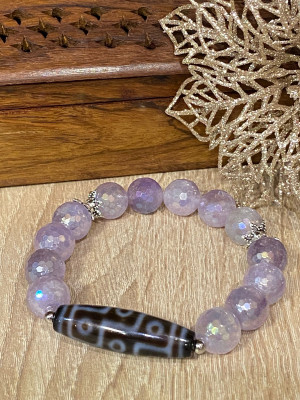 Бусина Дзи 9 глаз в браслете из кристалла "Аврора"