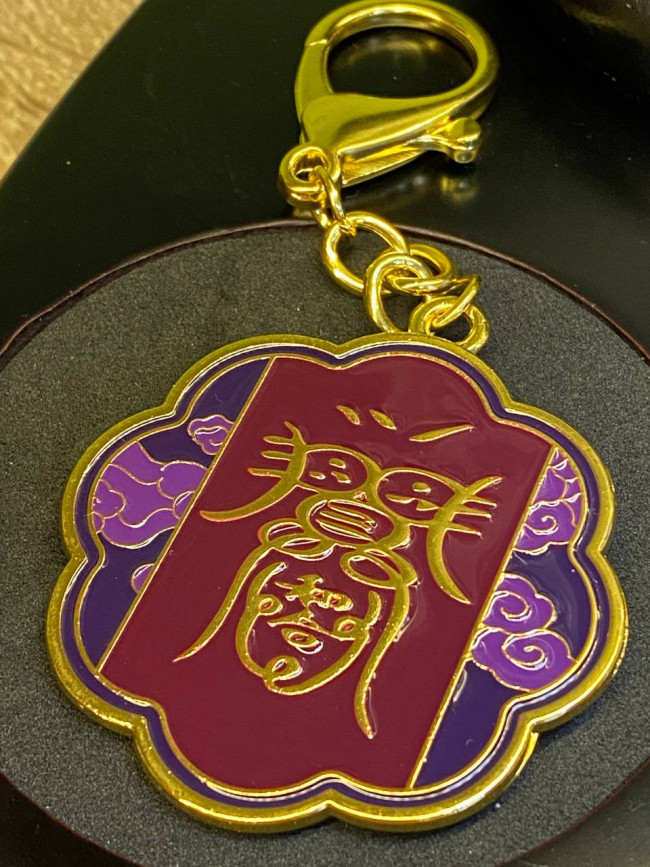 Брелок «Амулет в виде петуха с даосским талисманом» от офисной политики, предательства и неверности