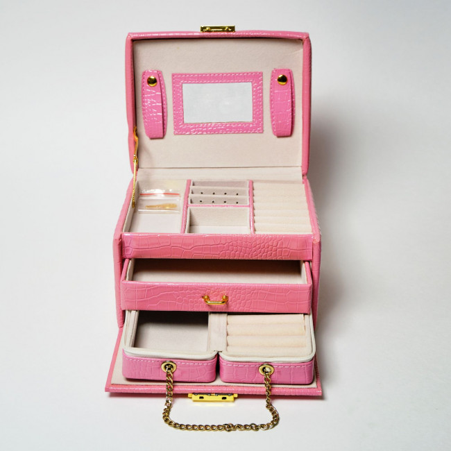 Ларец для украшений розовый.