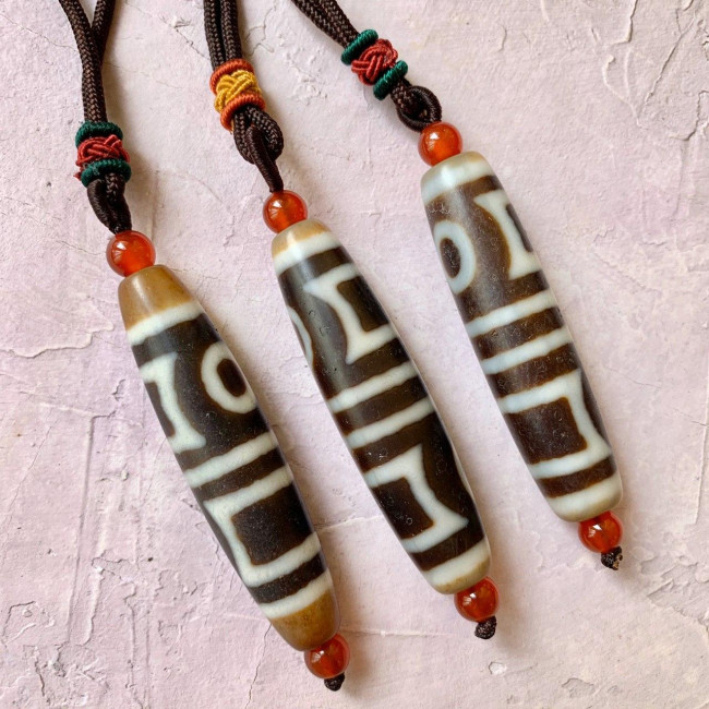 Подвеска с бусиной Дзи "Земля и небо" на шею