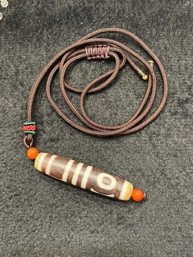 Подвеска с бусиной Дзи "Земля и небо" на шею