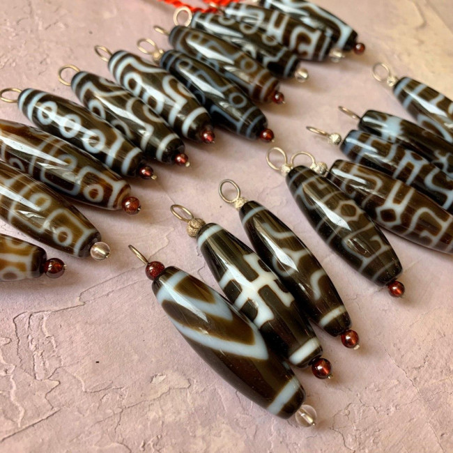 Подвеска с бусиной Дзи "Земля и небо" на шею