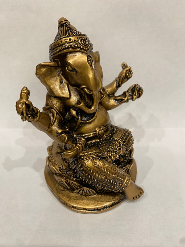 Фигурка "Ганеша на лотосе" полистоун Фигурка "Ганеша на лотосе" полистоун