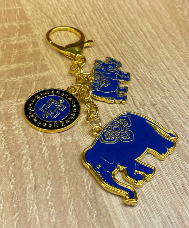 Брелок-амулет "Синий слон с носорогом" защита от 7-ки Брелок-амулет "Синий слон с носорогом" защита от 7-ки