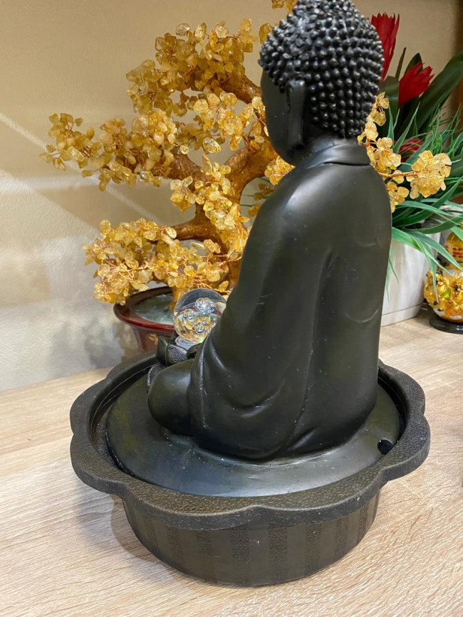 Фонтан Будда черный
