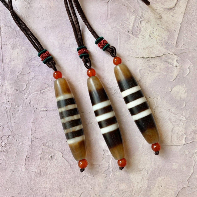 Подвеска с бусиной Дзи "Легкая жизнь" на шею