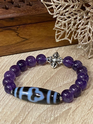 Бусина Дзи "Бодхи" в браслете из аметиста с ваджрой для защиты