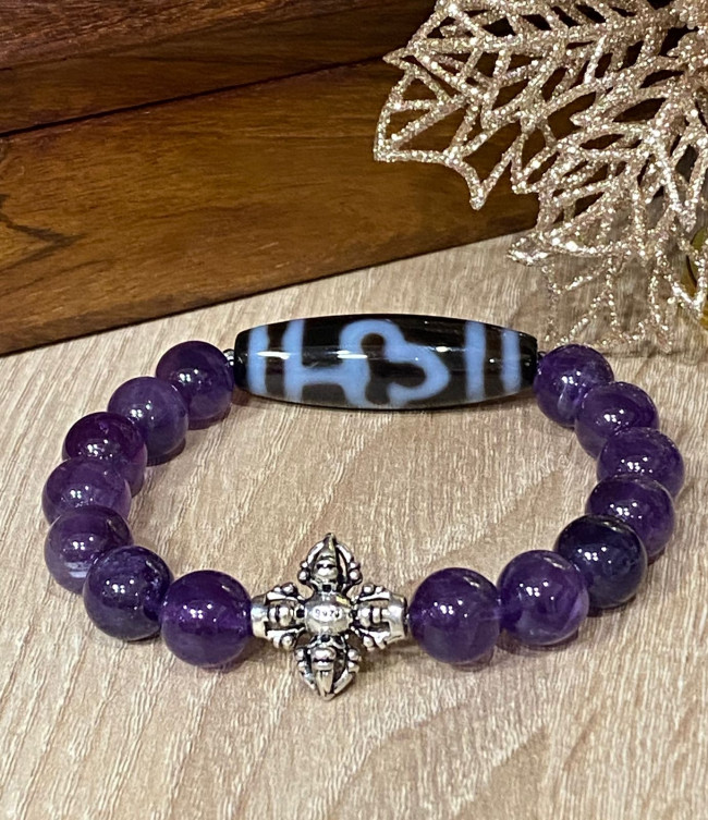 Бусина Дзи "Бодхи" в браслете из аметиста с ваджрой для защиты