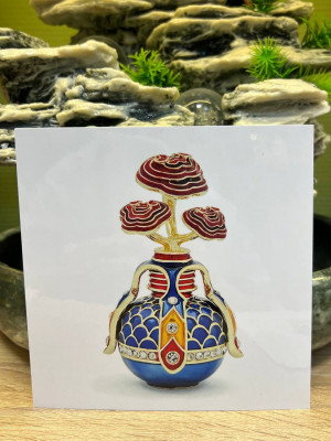 Ламинированная карточка «Ваза долгой жизни с Линчжи»