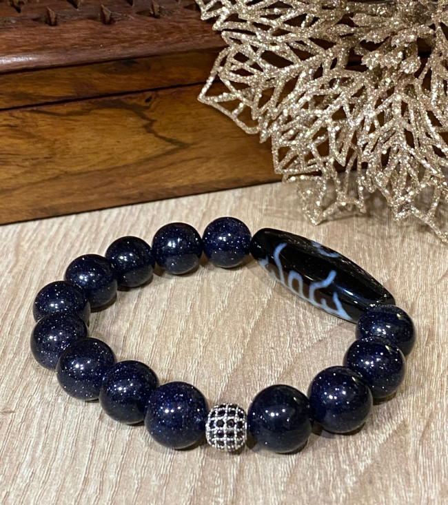 Бусина Дзи "Летучая мышь" в браслете из агата blue send