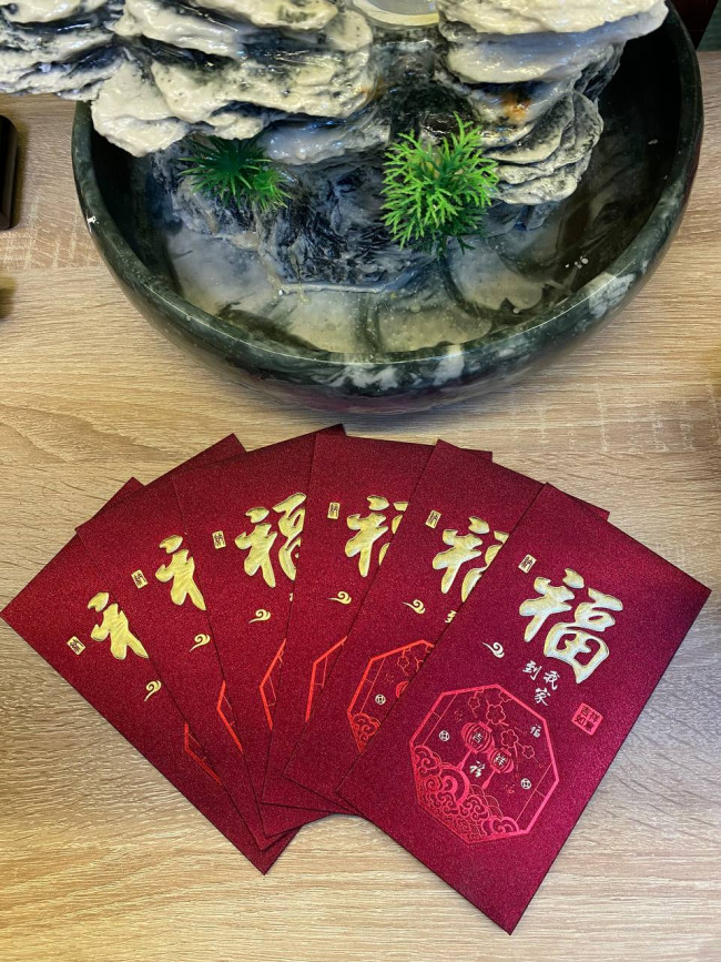 Красный конверт для денег с иероглифами "Пожелание счастья" (6шт)