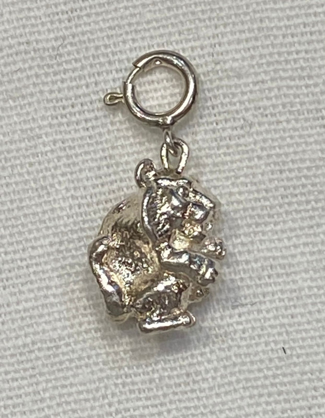 Брелок "Тигр" (латунь посеребрённая, карабин)