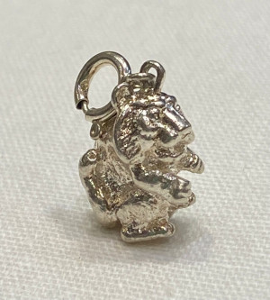 Брелок "Тигр" (латунь посеребрённая, карабин)