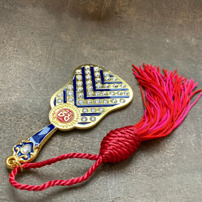 Зеркало-веер для силы и влияния Зеркало-веер для силы и влияния