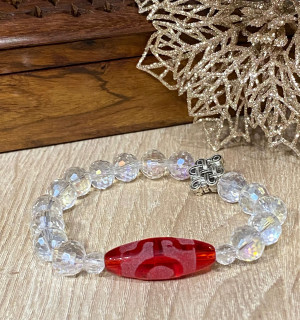 Бусина Дзи "Аристократ" в браслете из горного хрусталя с мистическим узлом Бусина Дзи "Аристократ" в браслете из горного хрусталя с мистическим узлом