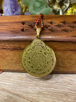 Подвеска-амулет для процветания и успеха