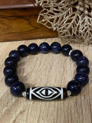 Бусина Дзи "Глаз Феникса" в браслете из мерцающего агата