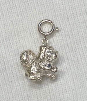 Брелок "Собака" (латунь посеребрённая, карабин)