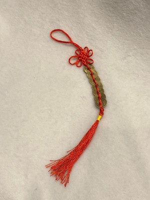 Связка из 7 китайских монет (красная)