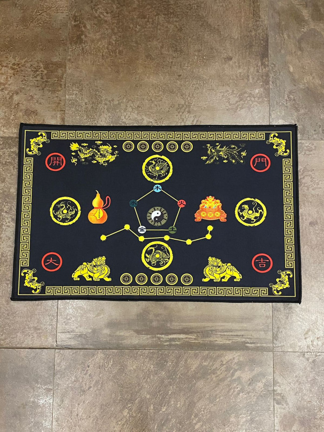 Ковер напольный "Процветание дома" (черный) с символами фен-шуй Ковер напольный "Процветание дома" (черный) с символами фен-шуй