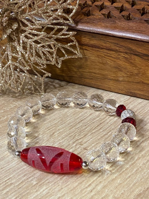 Бусина Дзи "Аристократ" в браслете из граненого горного хрусталя