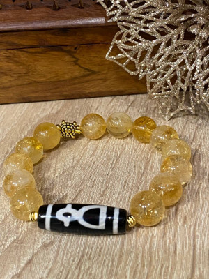 Бусина Дзи "Бог Богатства" в браслете из золотого цитрина