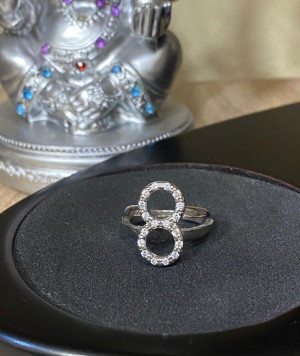 Кольцо "Восьмёрка" с фианитом