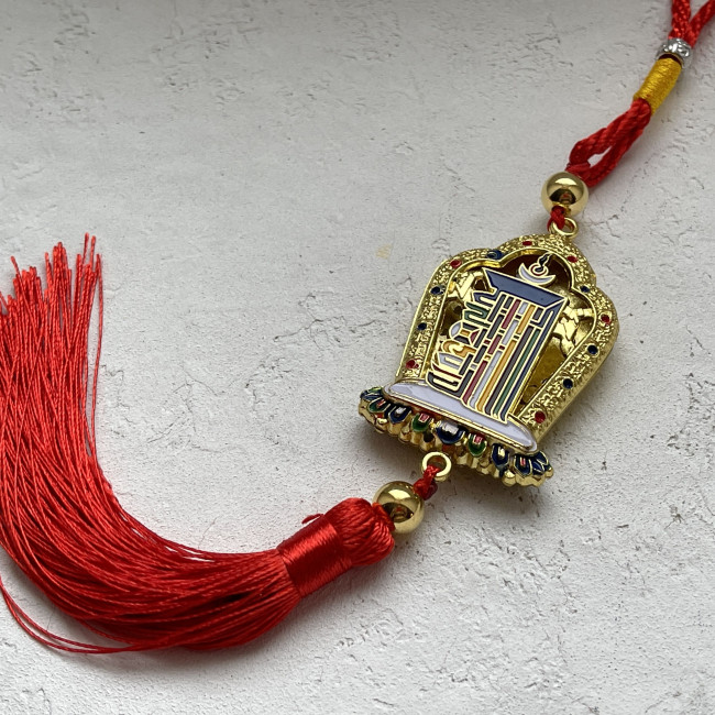 Подвеска Калачакра с кисточкой красная Подвеска Калачакра с кисточкой красная