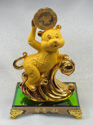 Обезьяна золотая на подставке