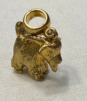 Подвеска на шею "Коза" (латунь позолоченная)