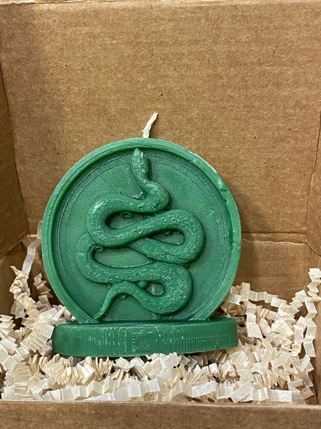 Свеча "Змея" денежная