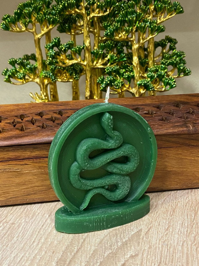 Свеча "Змея" денежная