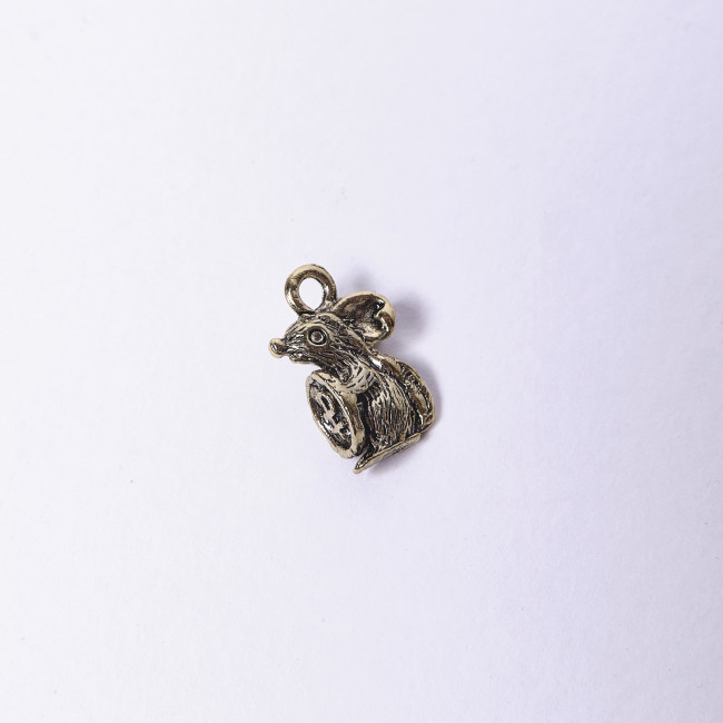 Кошельковая мышка с монеткой Кошельковая мышка с монеткой