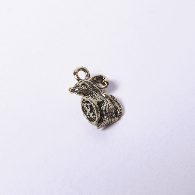 Кошельковая мышка с монеткой Кошельковая мышка с монеткой