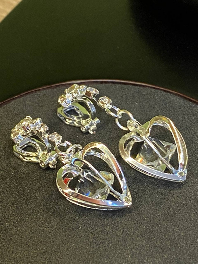 Серьги-клипсы "Кристальное сердце" для гармонии и любви