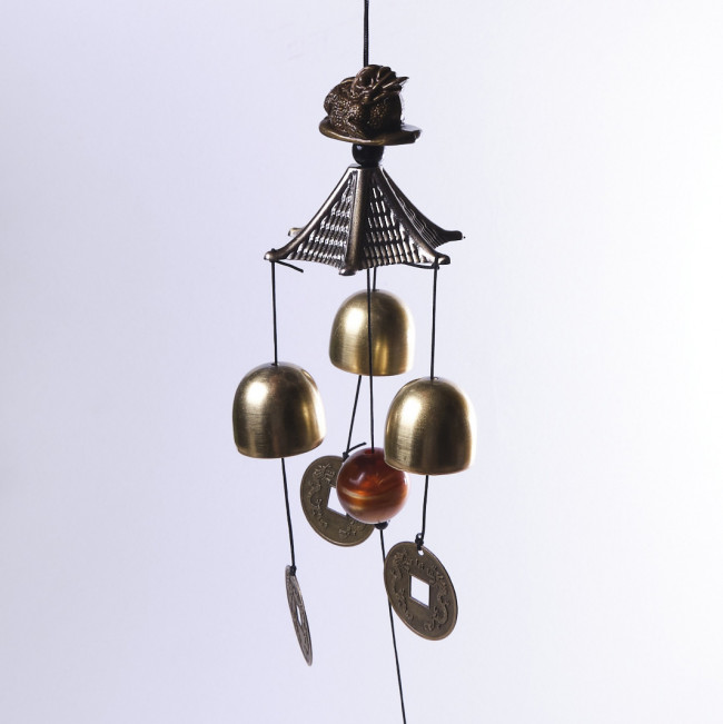 Музыка ветра с 3-мя колокольчиками и лягушкой