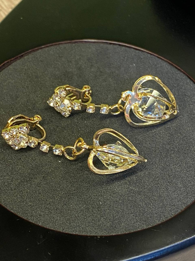 Серьги-клипсы "Кристальное сердце" для любви и гармонии