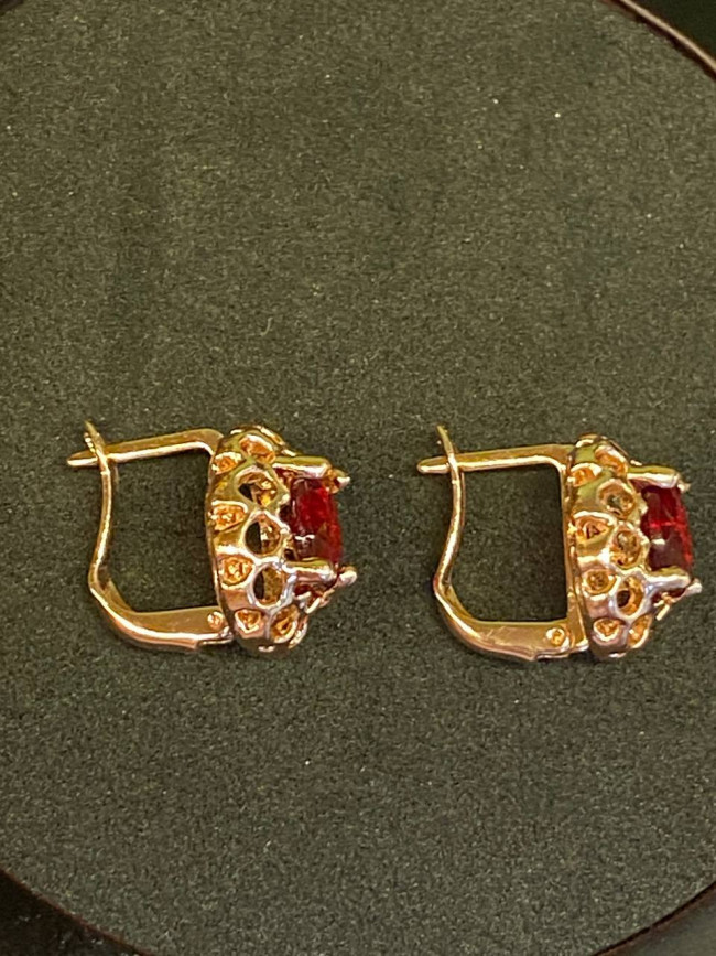 Серьги  "Энергия огня" для жизненной энергии Ян