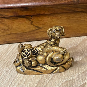 "Собака" (полистоун)