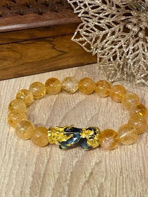 Пи Яо в браслете из цитрина