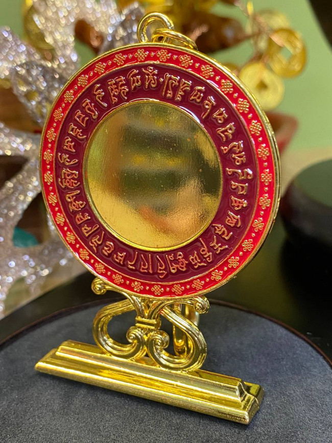 Брелок "Благоприятное зеркало 100 Фу" чтобы активировать самые мощные благословения из всех