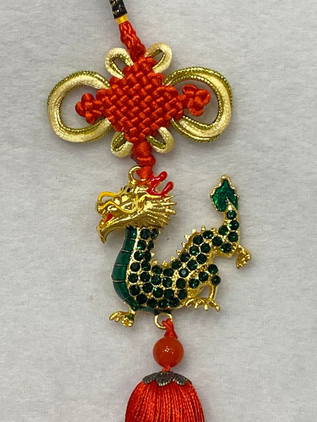 Подвеска с драконом и мистическим узлом (зелёный) Подвеска с драконом и мистическим узлом (зелёный)