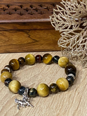 Браслет из соколиного глаза с лошадью символ года 2026 Браслет из соколиного глаза с лошадью символ года 2026