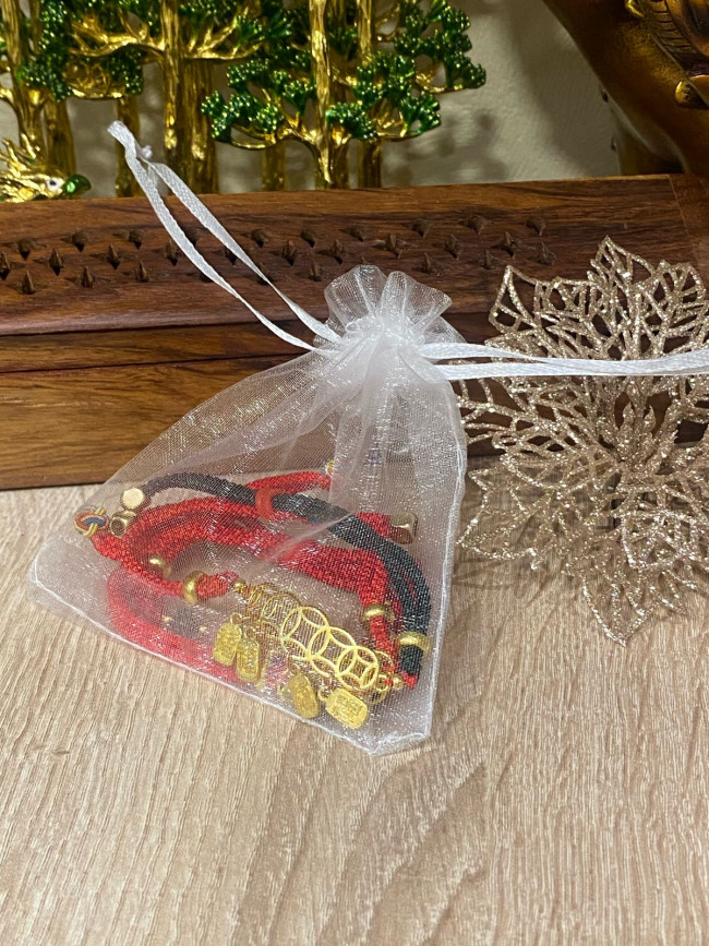 Браслеты красная нить "Денежный магнит" (набор 3 шт) Браслеты красная нить "Денежный магнит" (набор 3 шт)