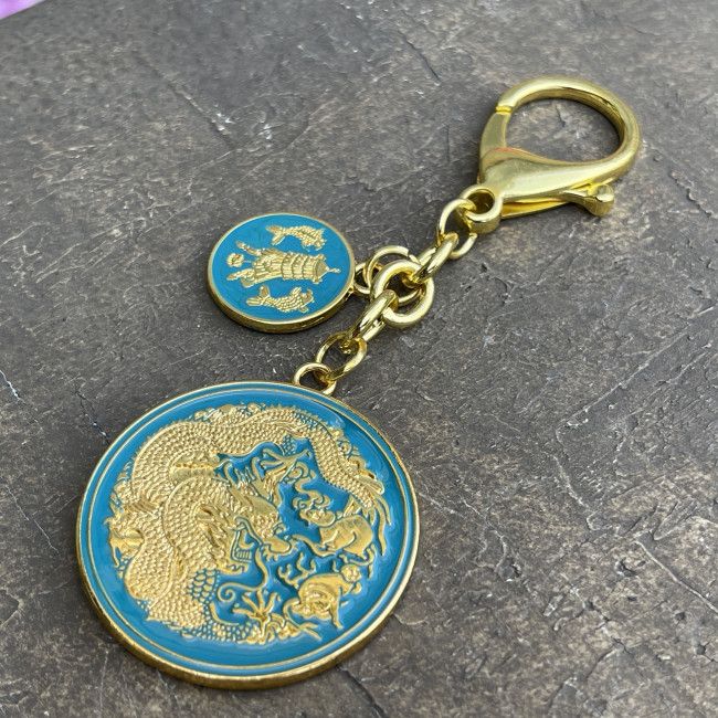 Брелок "Дракон, обезьяна, крыса - комбинация воды" Брелок "Дракон, обезьяна, крыса - комбинация воды"